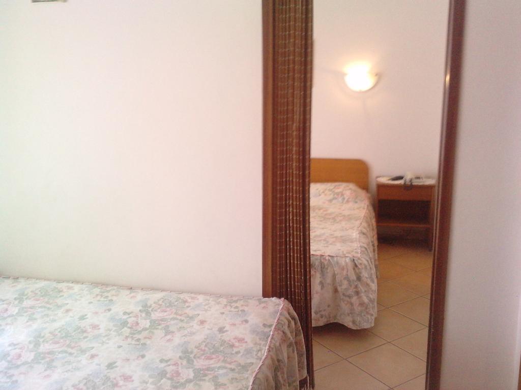 Bed and Breakfast Residencial Nosso Paraiso Картейра Номер фото